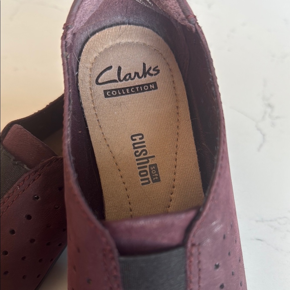 Clarks Purple Flats Slip-On Loafers - Picture 2 of 8